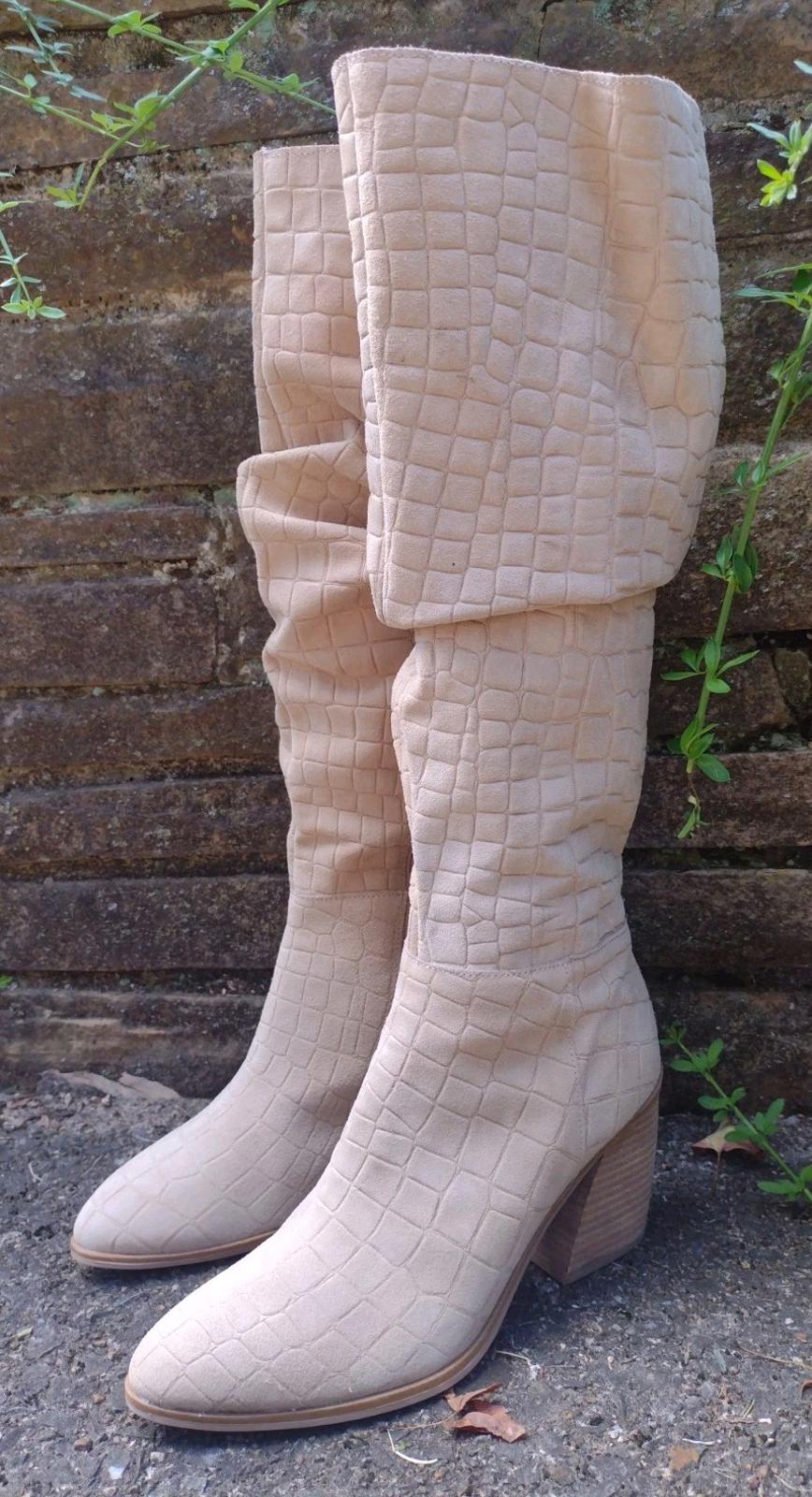 Michael By Michael Shannon New Millie Beige Croc Embossed Suede Size 8.5