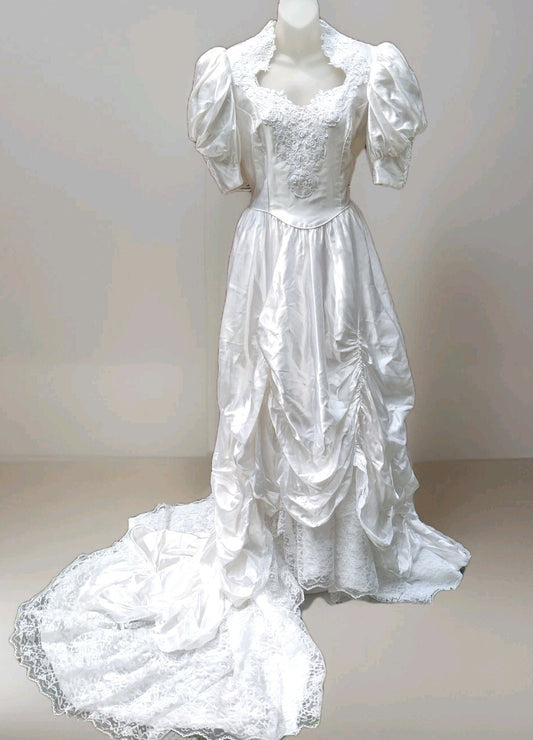 Vintage Alfred Angelo Wedding Gown Satin Lace Beaded Puff Sleeve Train USA 15/16