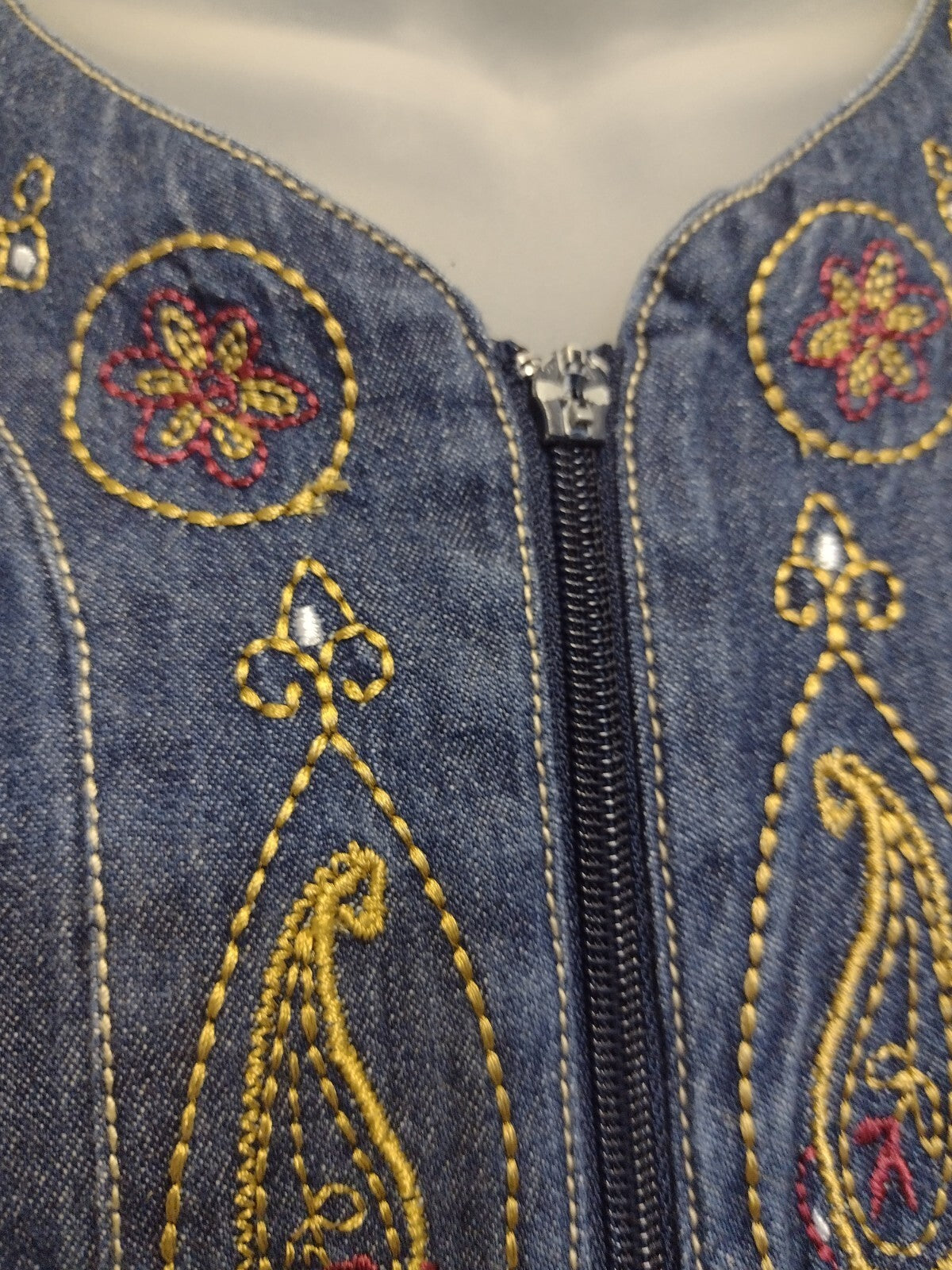 Vintage 90s Embroidered Denim Jacket Womens Medium Adrian Delafield Haband Zip