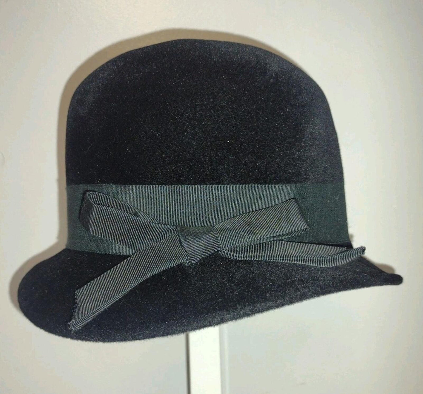 50s Merrimac Peachbloom Velour Black Hat Wired Brim Bow 22