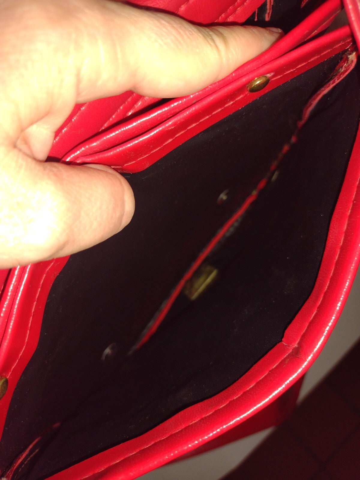 70s Retro Mod Red Shoulder Bag Vintage Faux Leather Turn Lock Crossbody Purse
