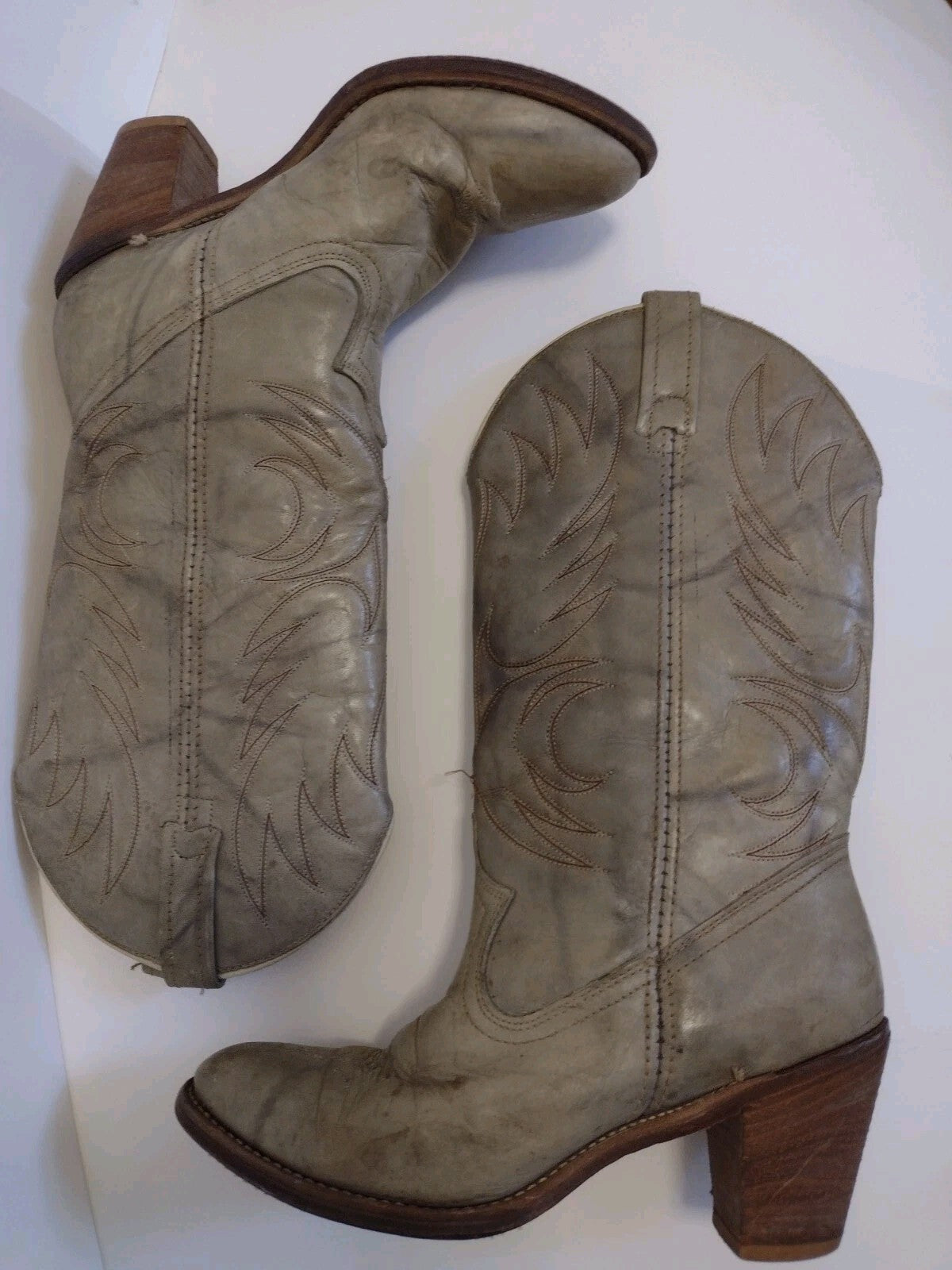 Vintage Western Cowboy Boots Womens 8.5 N Acme USA Mushroom Leather Boho Rodeo
