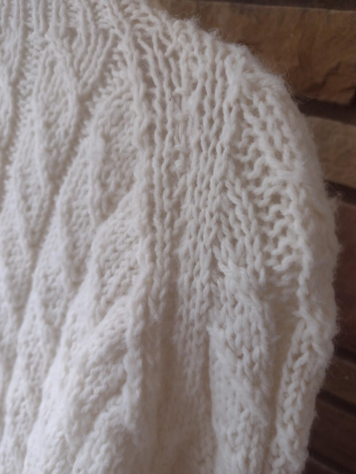 VTG 80s Hand Knit Cable Knit Cardigan Cream Wool Blend – Chunky Cozy