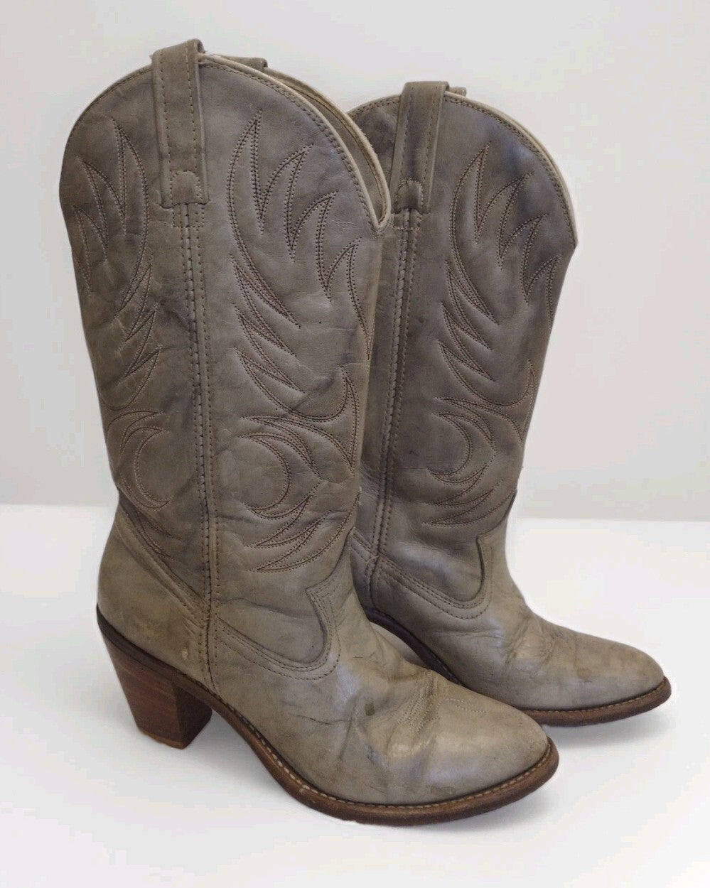 Vintage Western Cowboy Boots Womens 8.5 N Acme USA Mushroom Leather Boho Rodeo