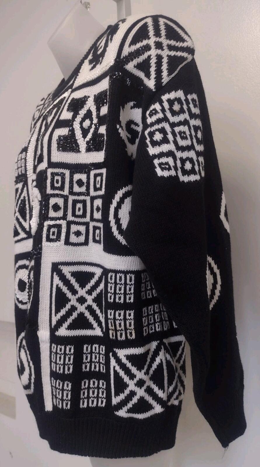 1991 IB Diffusion Black White Geometric Beaded Sequin Sweater M Ramie Cotton