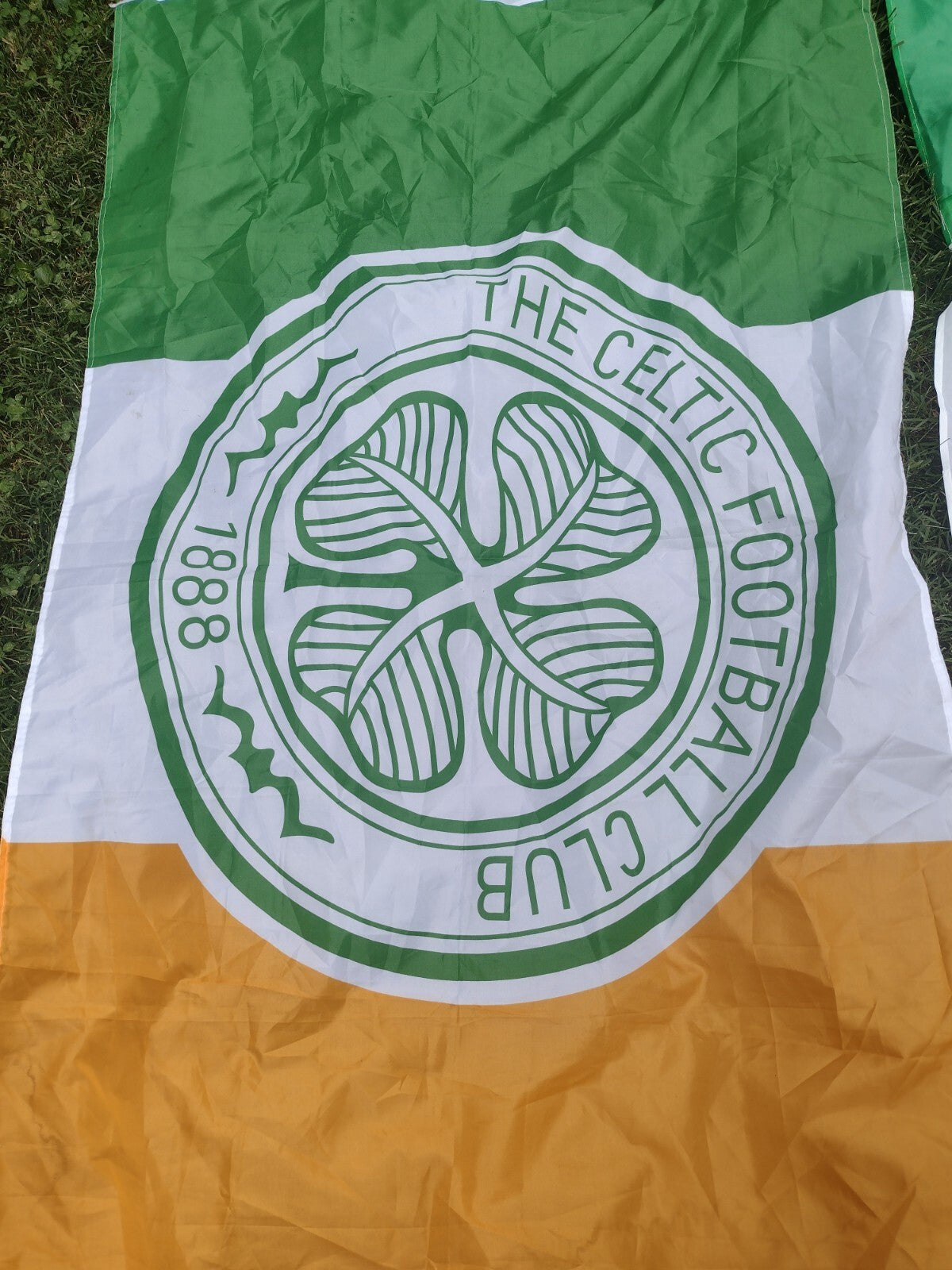 Ireland Celtic FC Fan Lot 2 Flags 2 T-Shirts Conor McGregor Soccer Irish Large