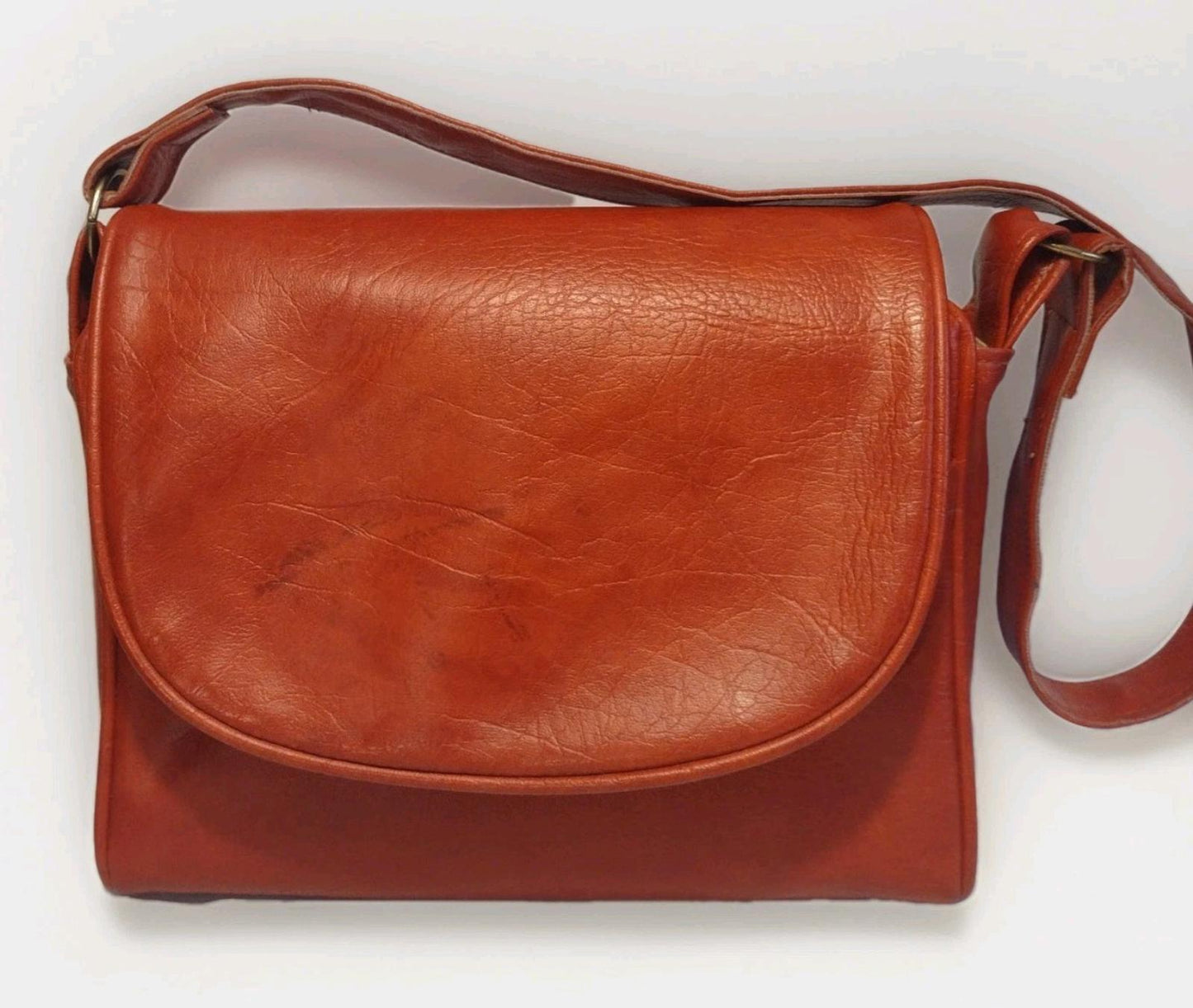 Vintage 70s Red Naugahyde Shoulder Bag Floral Lining Brass Zipper Beckys Mod