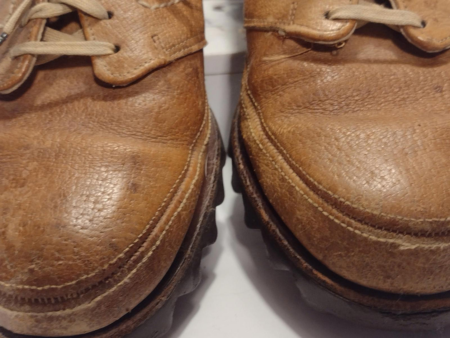 Vintage 60s Women’s Brown Leather Shoes Zigzag Sole Lace Up 10” Sz 7.5