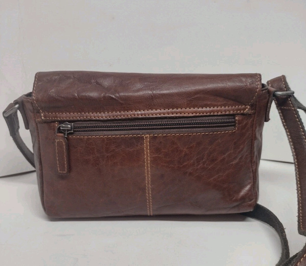 Jack Georges Brown Leather Crossbody Bag Organizer Distressed Patina Messenger