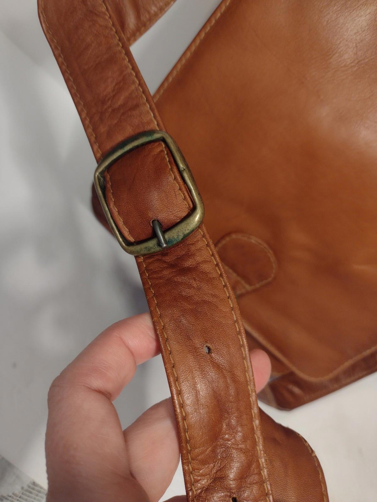 Boulder Ridge Full Grain Leather Messenger Bag Plaid Lining Organizer Brown