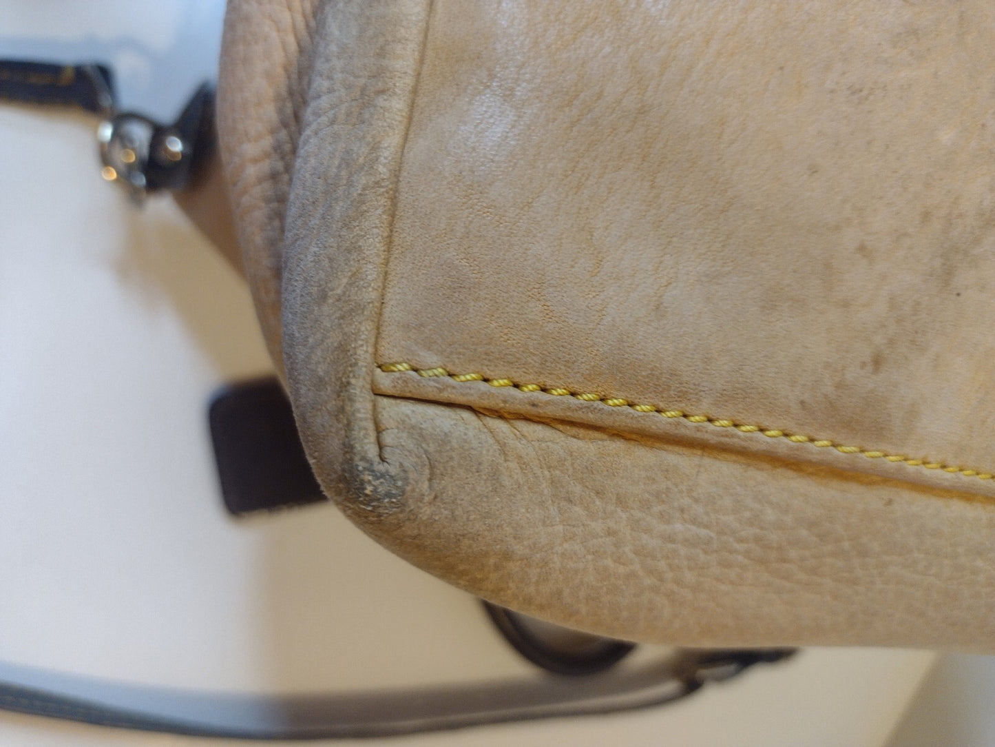Dooney & Bourke Florentine Vachetta Leather Satchel Crossbody Bag Cream Brown