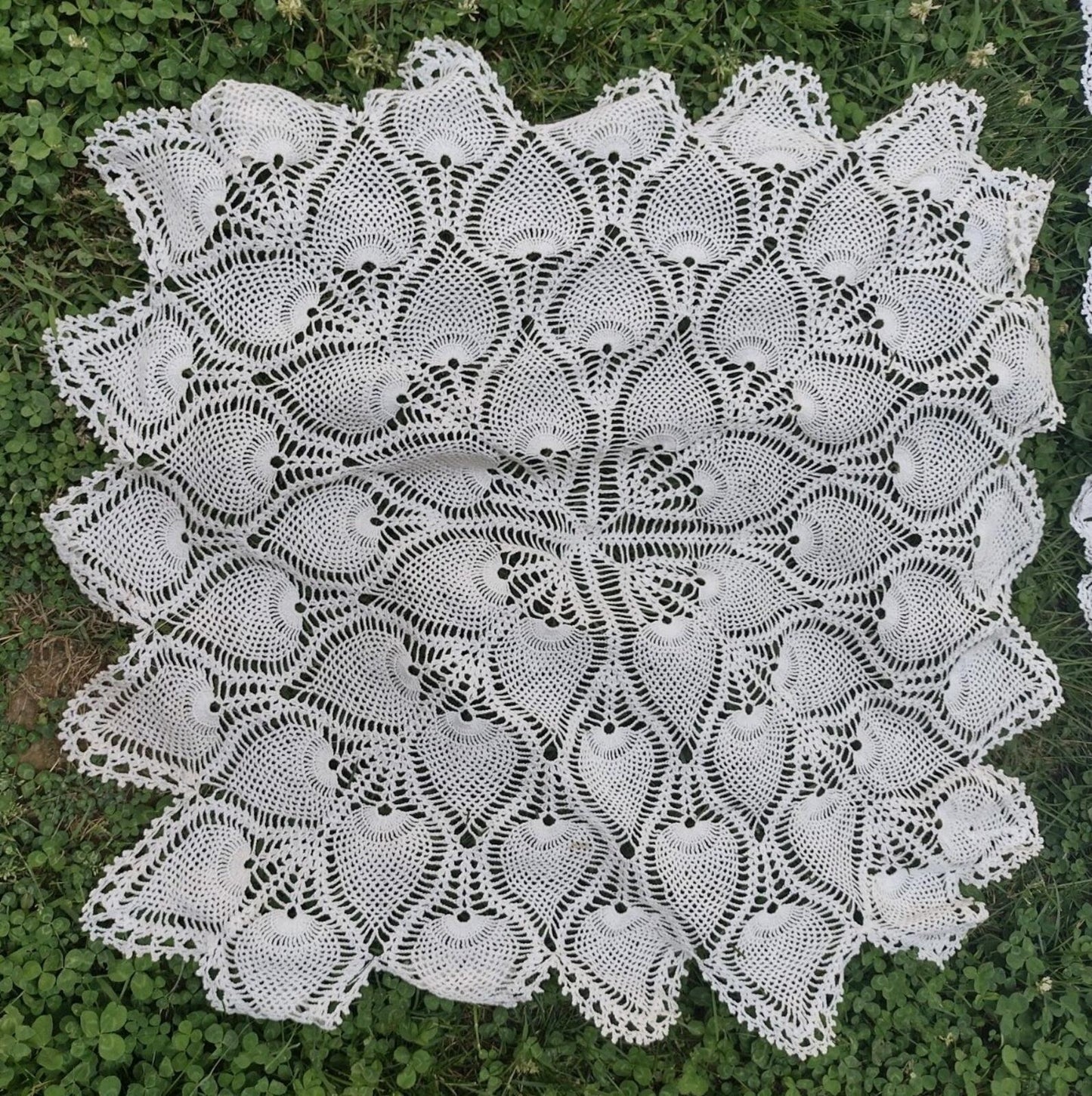 Vintage 40s-60s Crochet Lace Tablecloth + 5 Doilies/Runners Lot White & Ecru