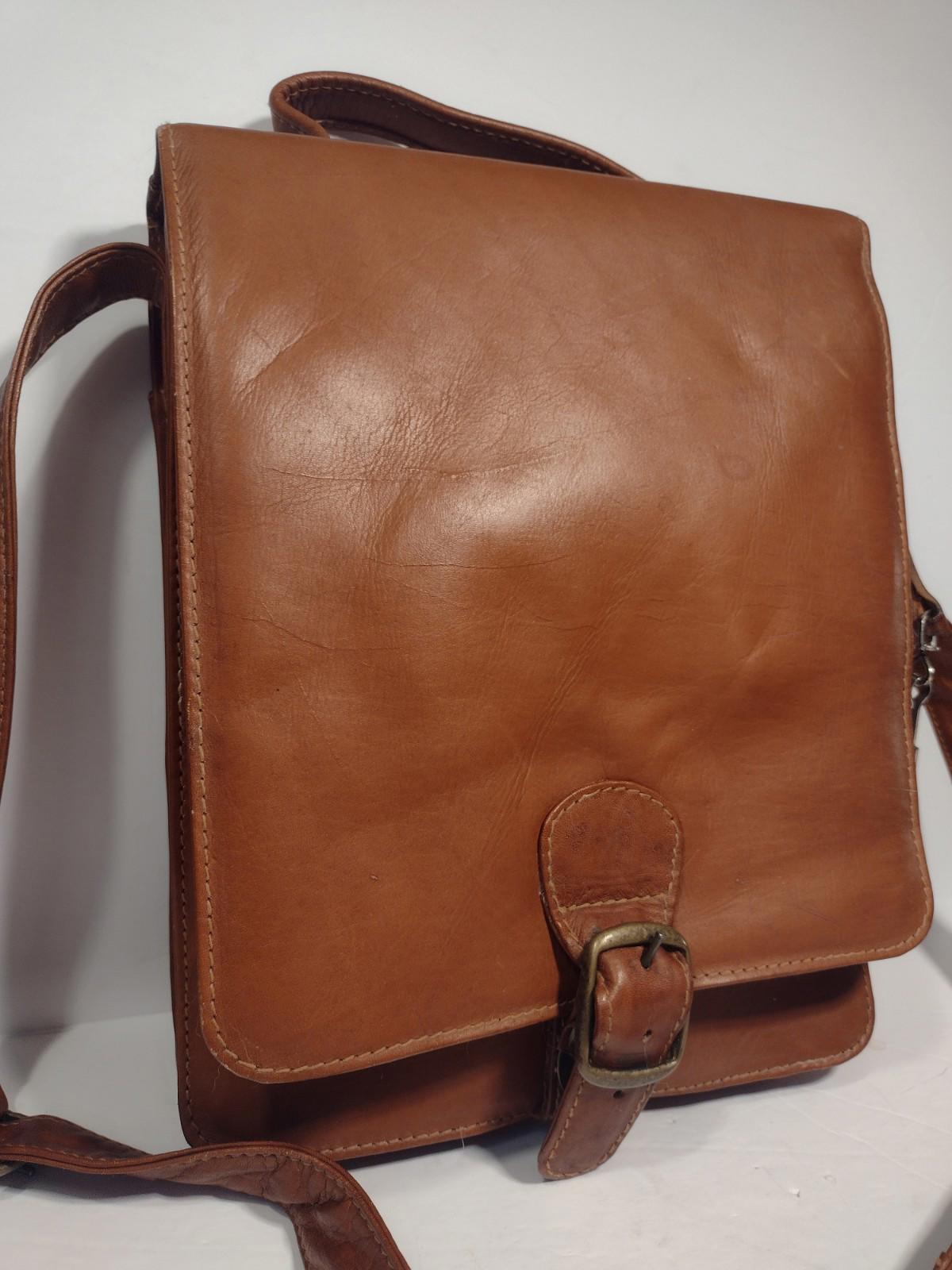 Boulder Ridge Full Grain Leather Messenger Bag Plaid Lining Organizer Brown