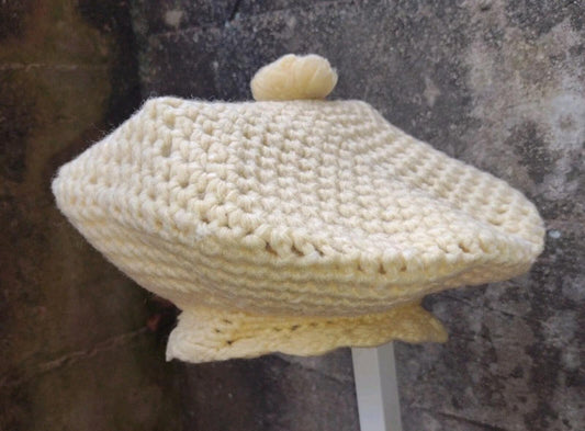 Vintage 70s Hand Crochet Cream Beret w Pom Boho Cottagecore Grandma Artisan Hat