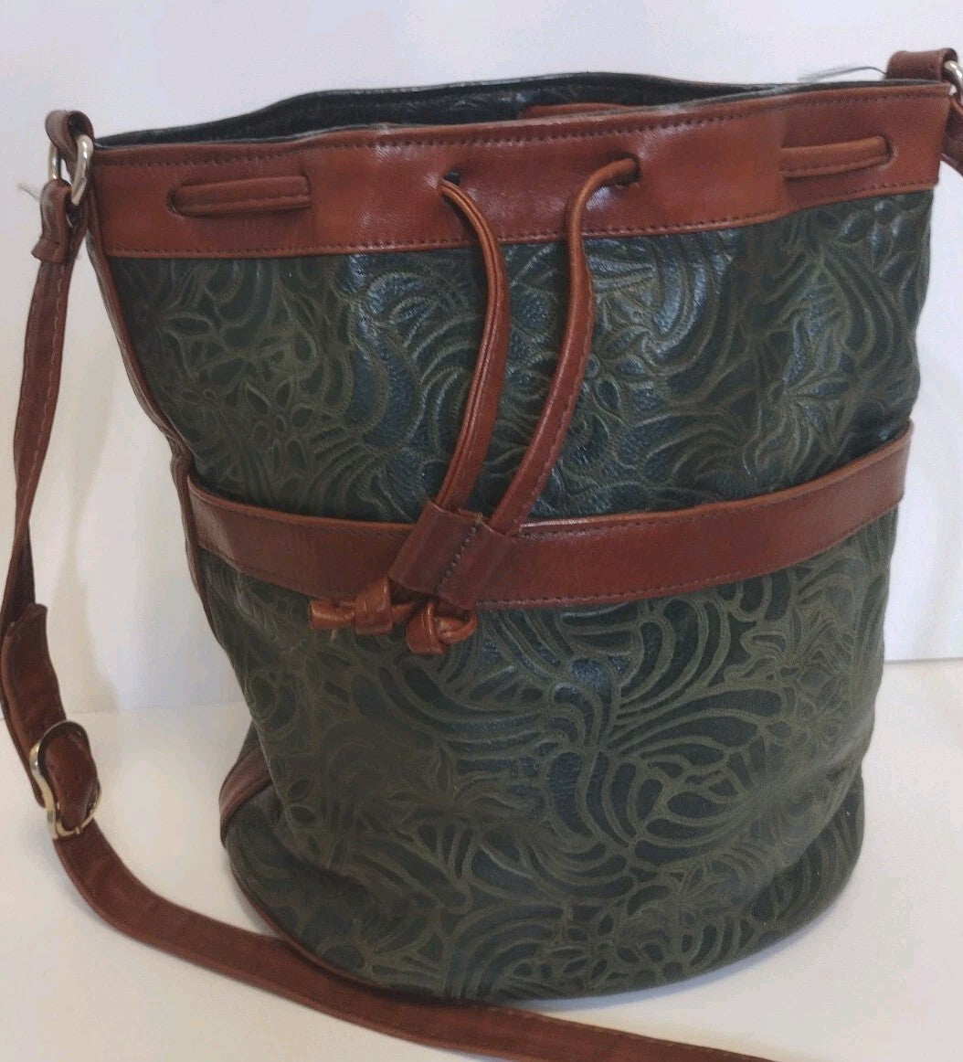 Vintage 80s 90s Green Embossed Leather Bucket Bag Drawstring Boho Western