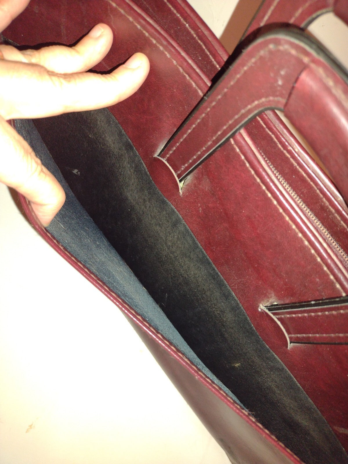 Vintage 1990s Mead Cambridge Burgundy Faux Leather Briefcase Portfolio 16"