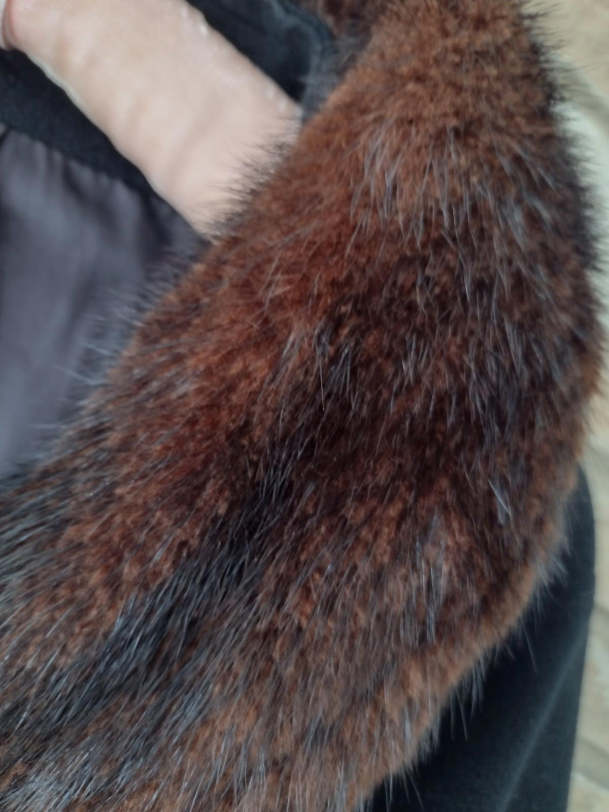 Vintage 1950s Cashmere Blend Coat with Real Mink Collar Sz 18-20 Union Made