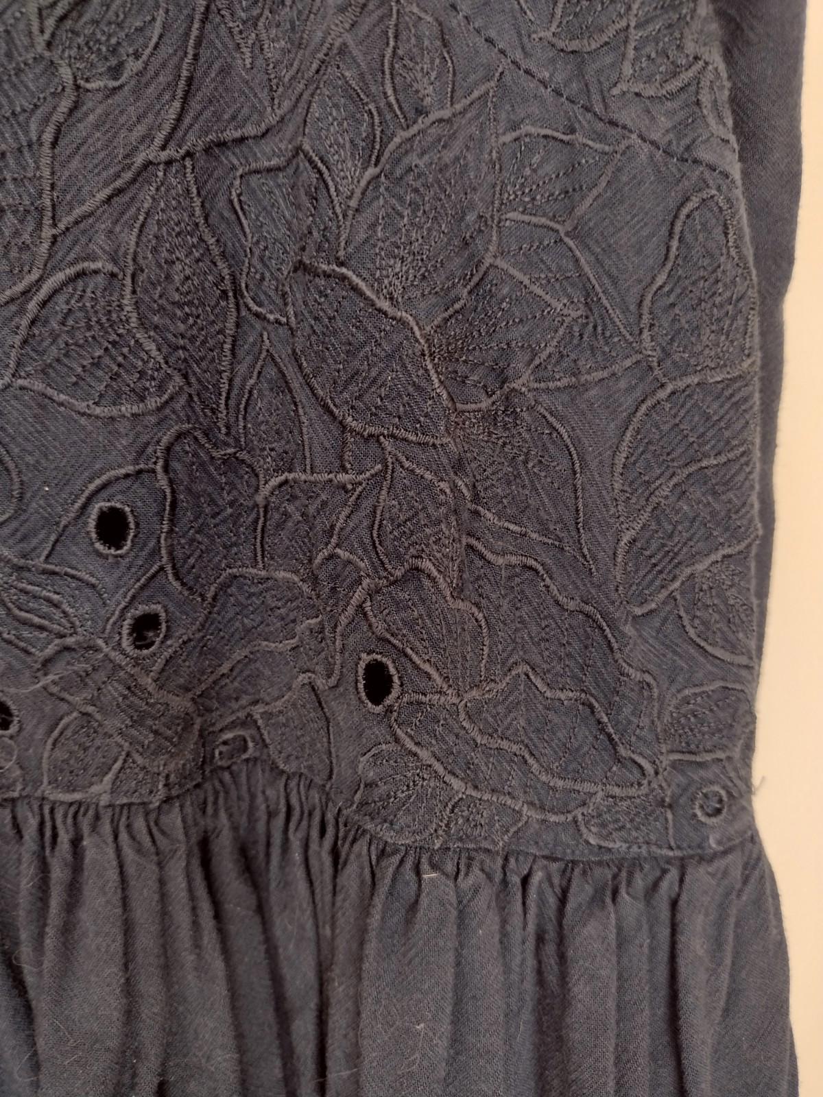 Vintage Fit & Flair Navy Dress Pockets Rayon Navy Blue Embroidered Eyelet Sz 10
