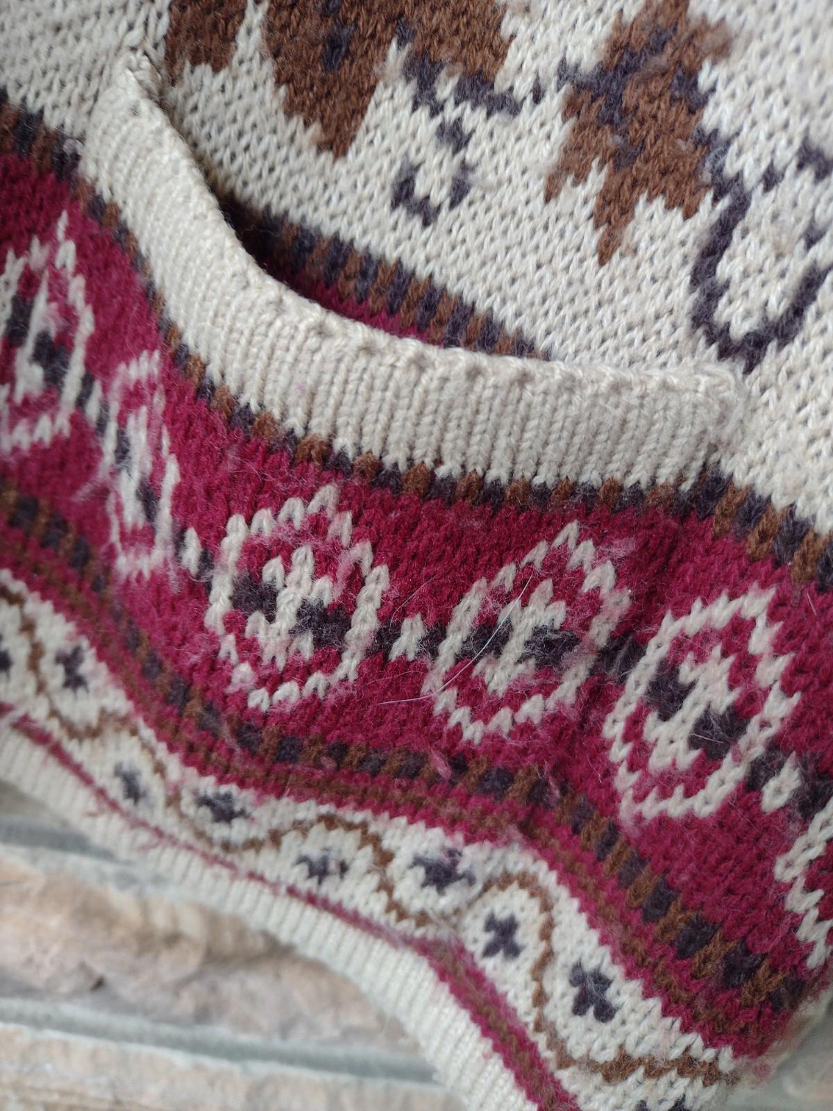 Vintage Crystal-Kobe Leaf Knit Cardigan Small Acrylic Fall Sweater Mexico
