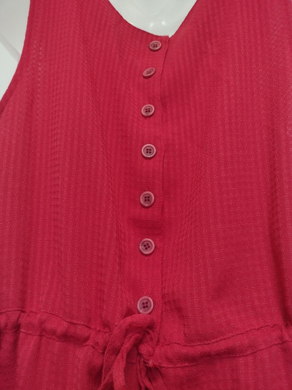 Melissa Harper Red Textured Sleeveless Dress Size 10 Button Back Pockets