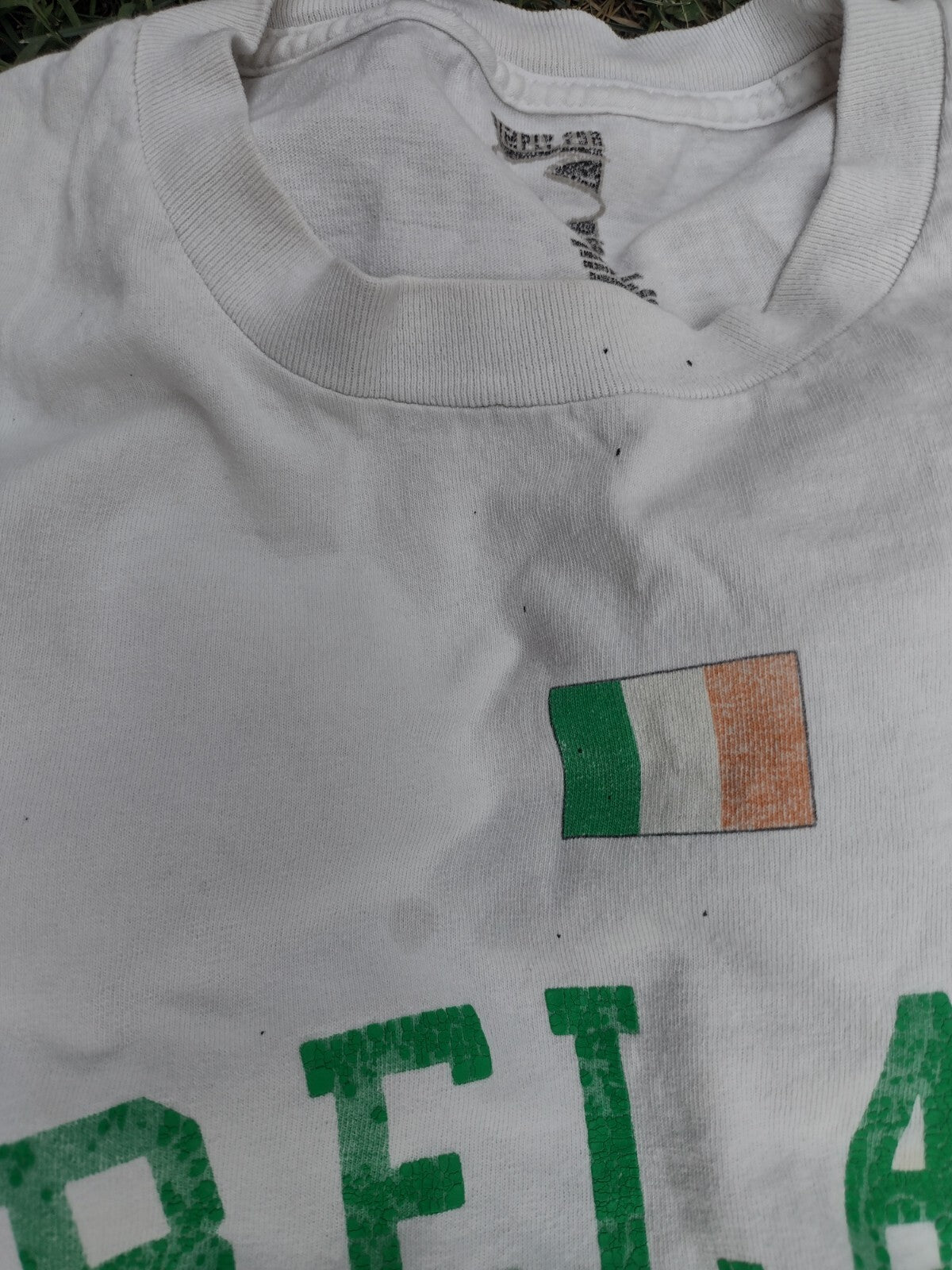 Ireland Celtic FC Fan Lot 2 Flags 2 T-Shirts Conor McGregor Soccer Irish Large