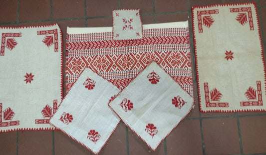 Vintage Folk Art Embroidered Linen Textile Lot Redwork Table Linens Pillow