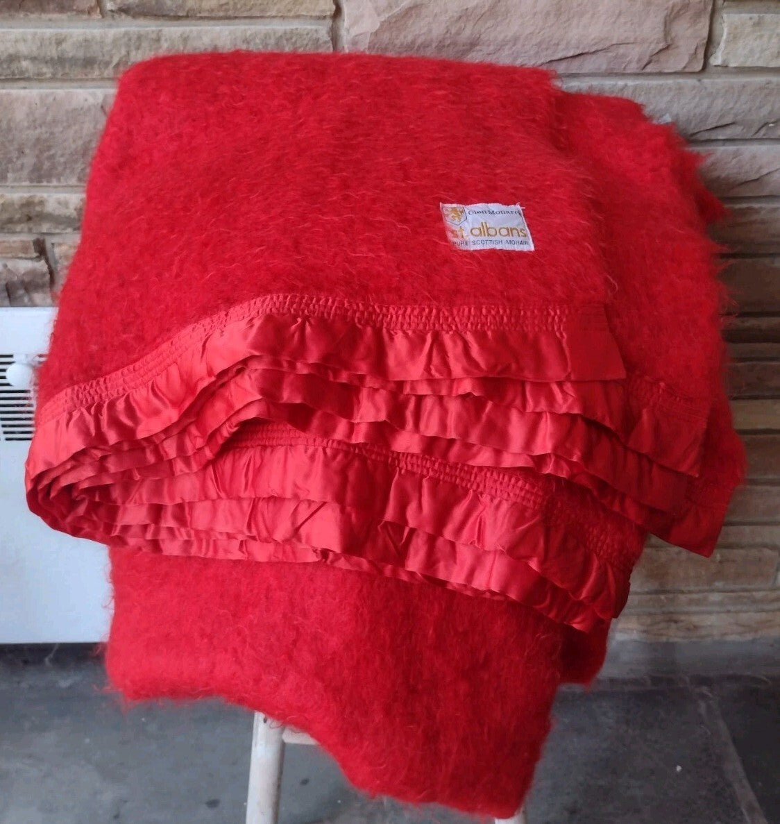 Vintage 70s St Albans Glen Monarch Pure Scottish Mohair Blanket Red 102x92
