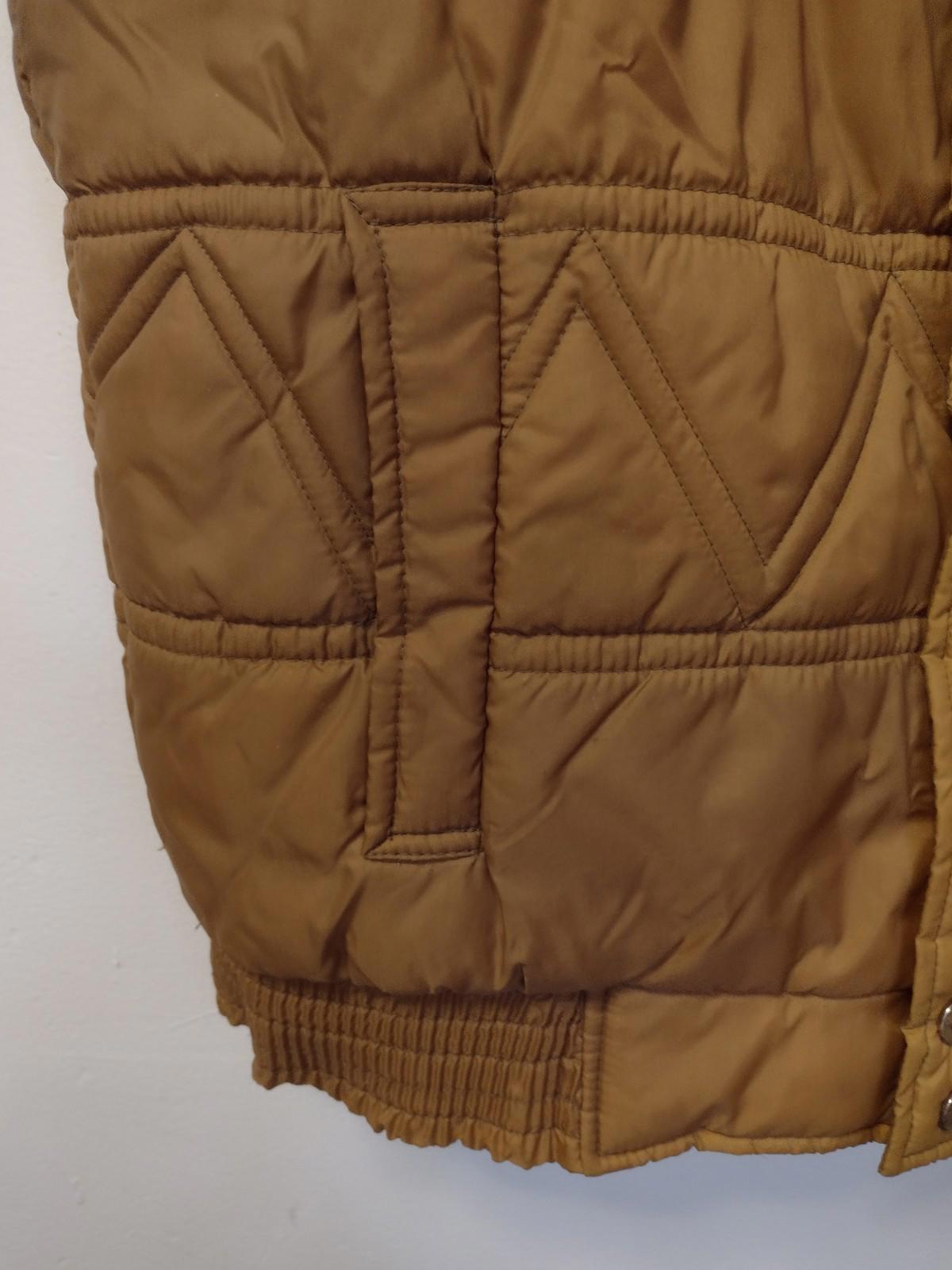 Vintage 70s Sigallo Padded Nylon Puffer Vest Rare Zigzag Stitch Gold Tan Sz M