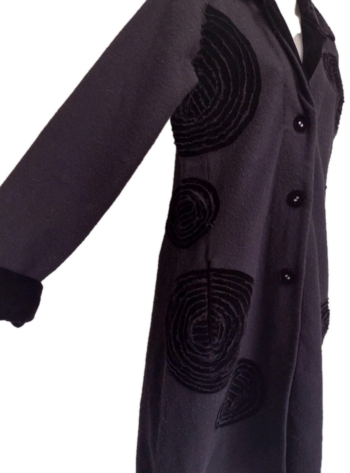 SWE Wool Blend Art to Wear Coat Velvet Applique Black Buttons Women’s Small