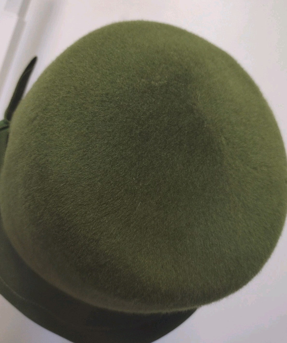 Vintage 1960s Womens Glenover Felt Hat Olive Green Mod Cloche Henry Pollak