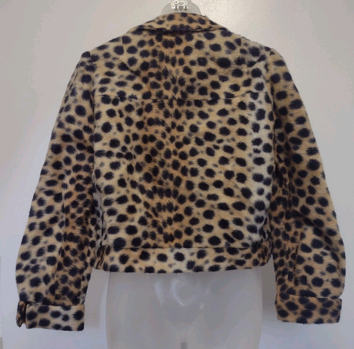 Vintage 1960s Womens Faux Fur Jacket Small Medium Leopard Print Cropped