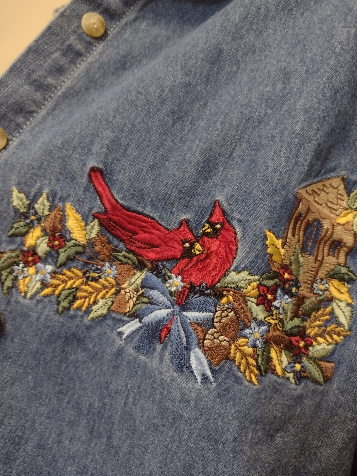 Vintage Denim Shirt Embroidered Cardinals Birdhouse Cotton Button Up Women's L